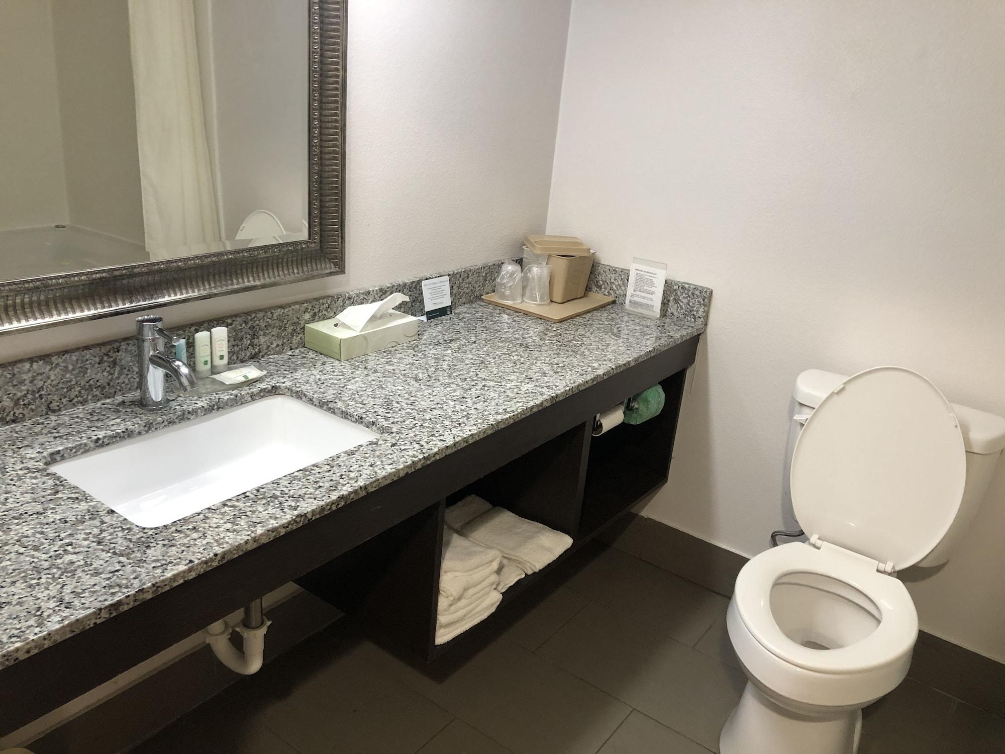 Quality Inn Rochester South Bagian luar foto