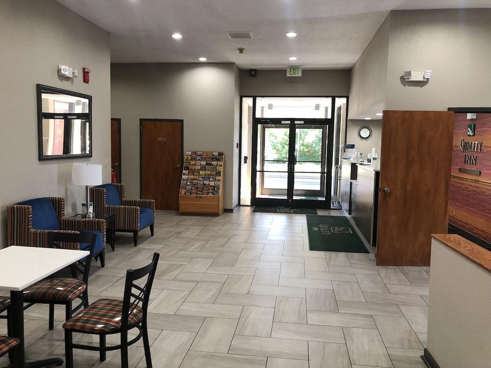 Quality Inn Rochester South Bagian luar foto