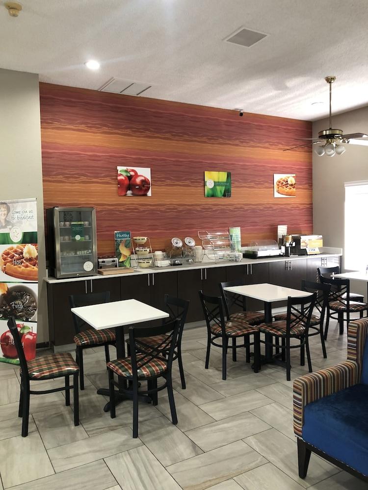 Quality Inn Rochester South Bagian luar foto