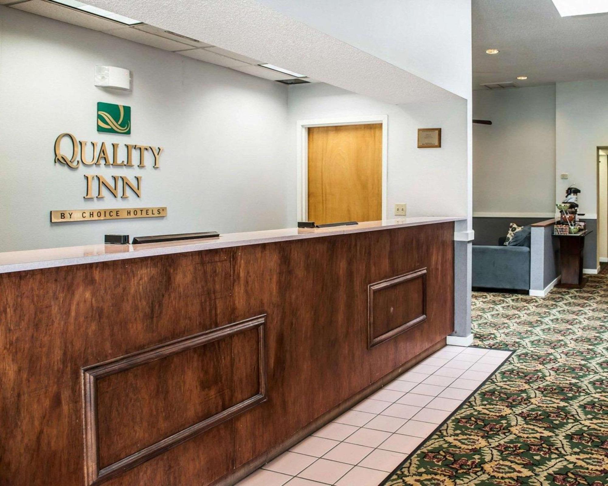 Quality Inn Rochester South Bagian luar foto